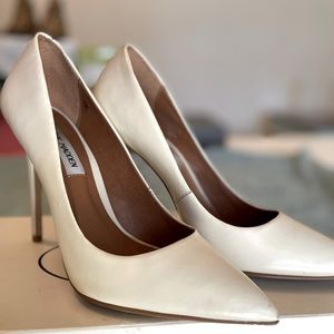 Steve Madden White Proto Pumps